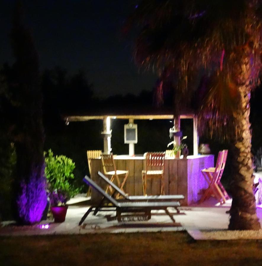 Aigues Marines Bed & Breakfast Exterior photo