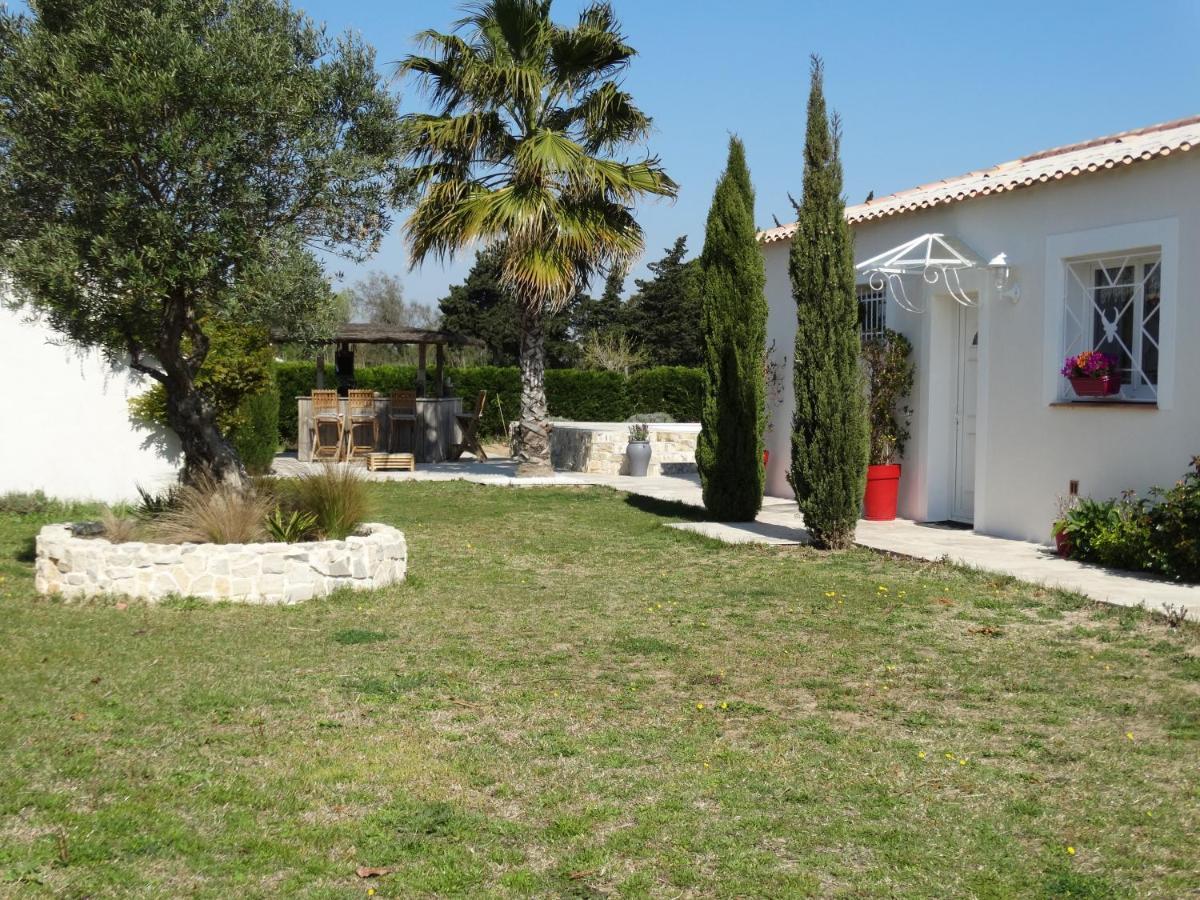 Aigues Marines Bed & Breakfast Exterior photo