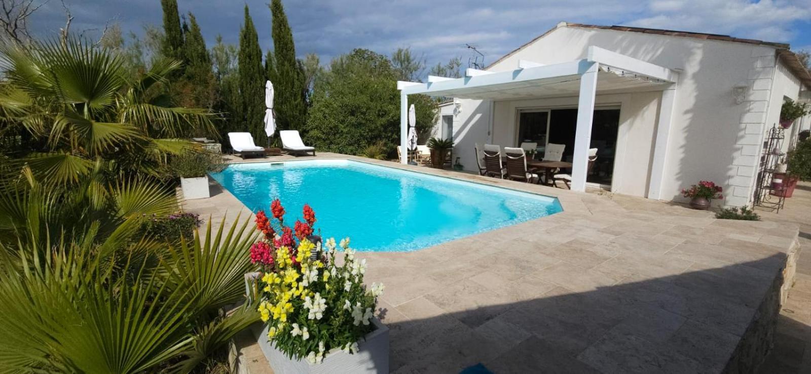 Aigues Marines Bed & Breakfast Exterior photo