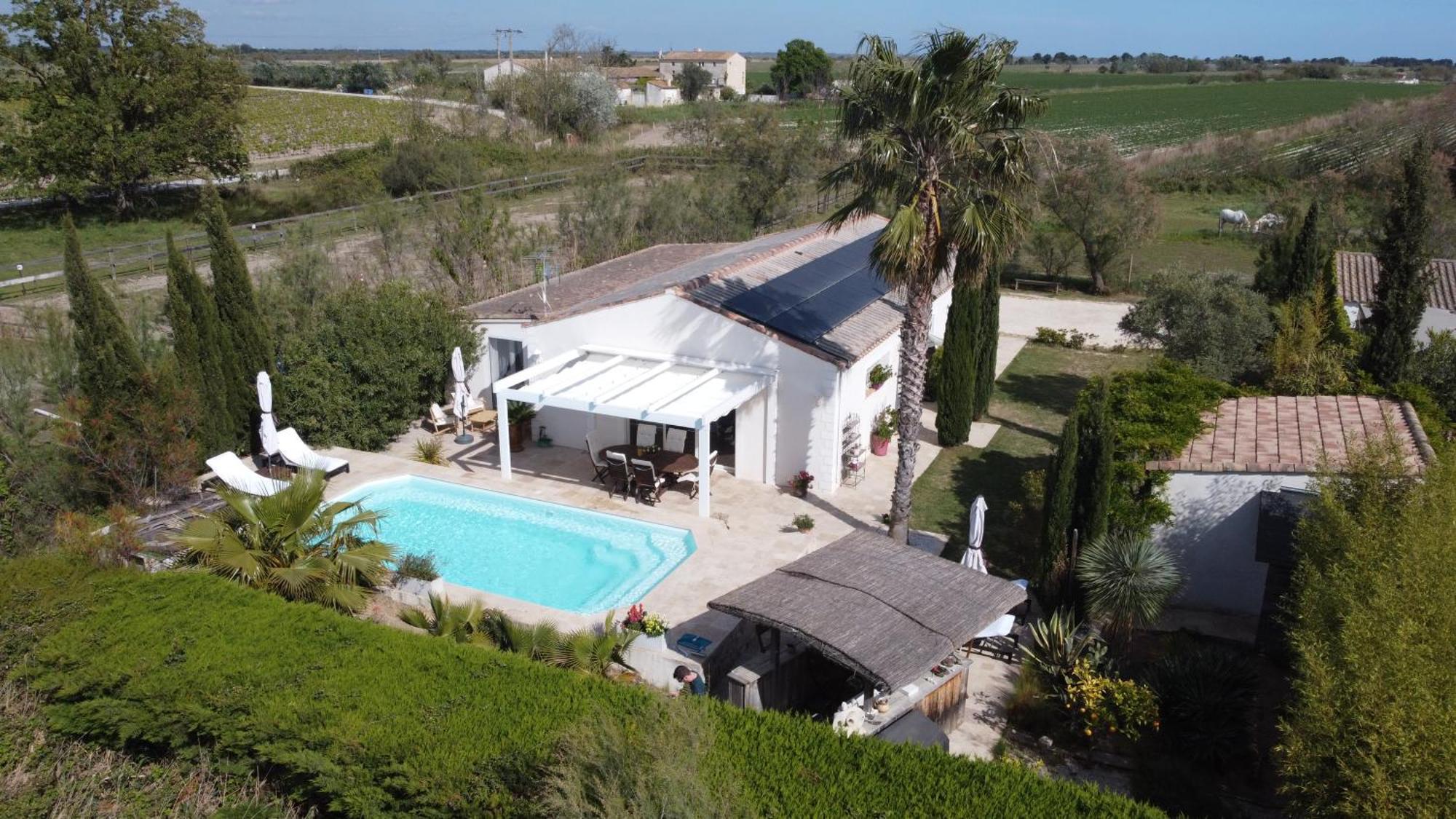 Aigues Marines Bed & Breakfast Exterior photo